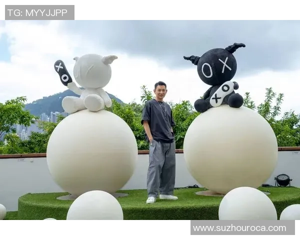 足球明星与刘德华同框合影展现体育与娱乐的完美融合与魅力