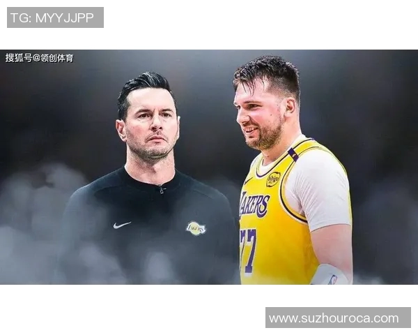 与NBA篮球明星亲密合影的难忘瞬间与背后的故事分享